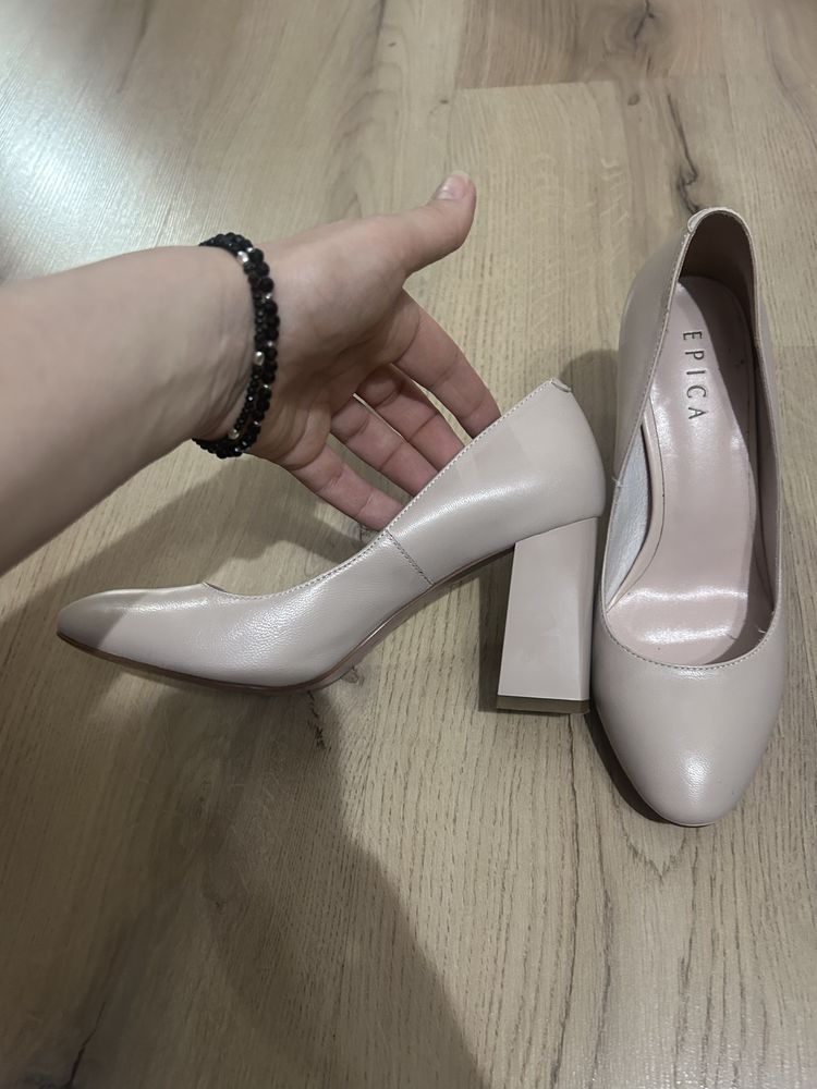 Pantofi dama cu toc