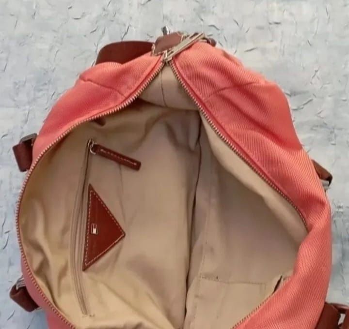 Geanta Tommy Hilfiger