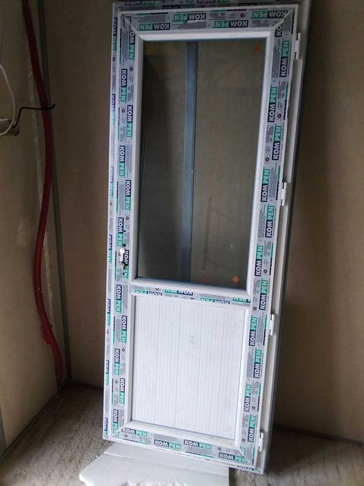 PVC врата балконска, нова