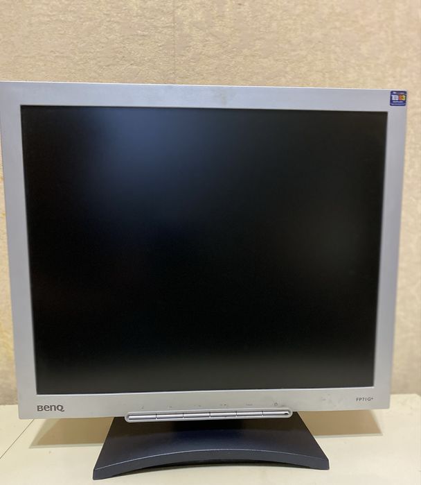 Компютер, монитор, колонка