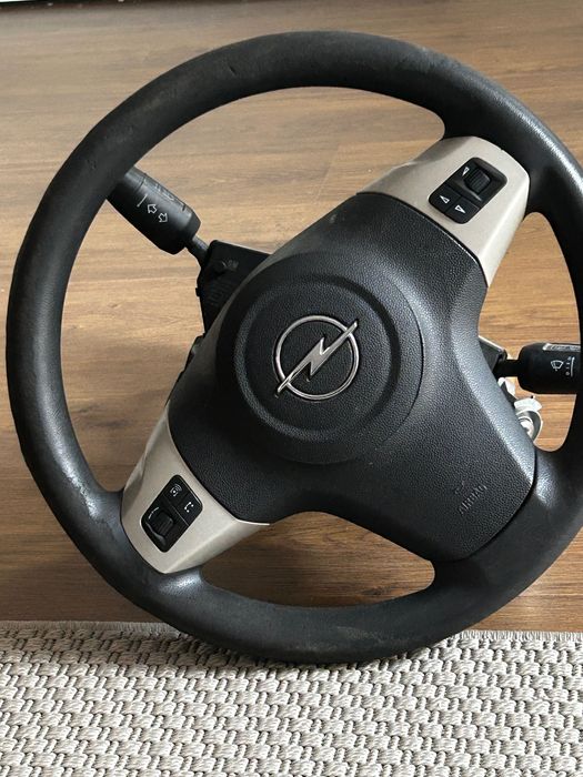 Volan Opel corsa D cu comenzi