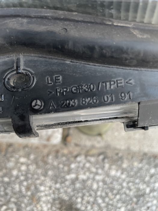 Оригинален ляв фар за мерцедес w203  фейслив