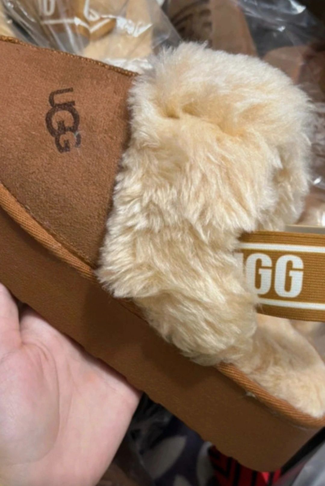 Papuci ugg de damă