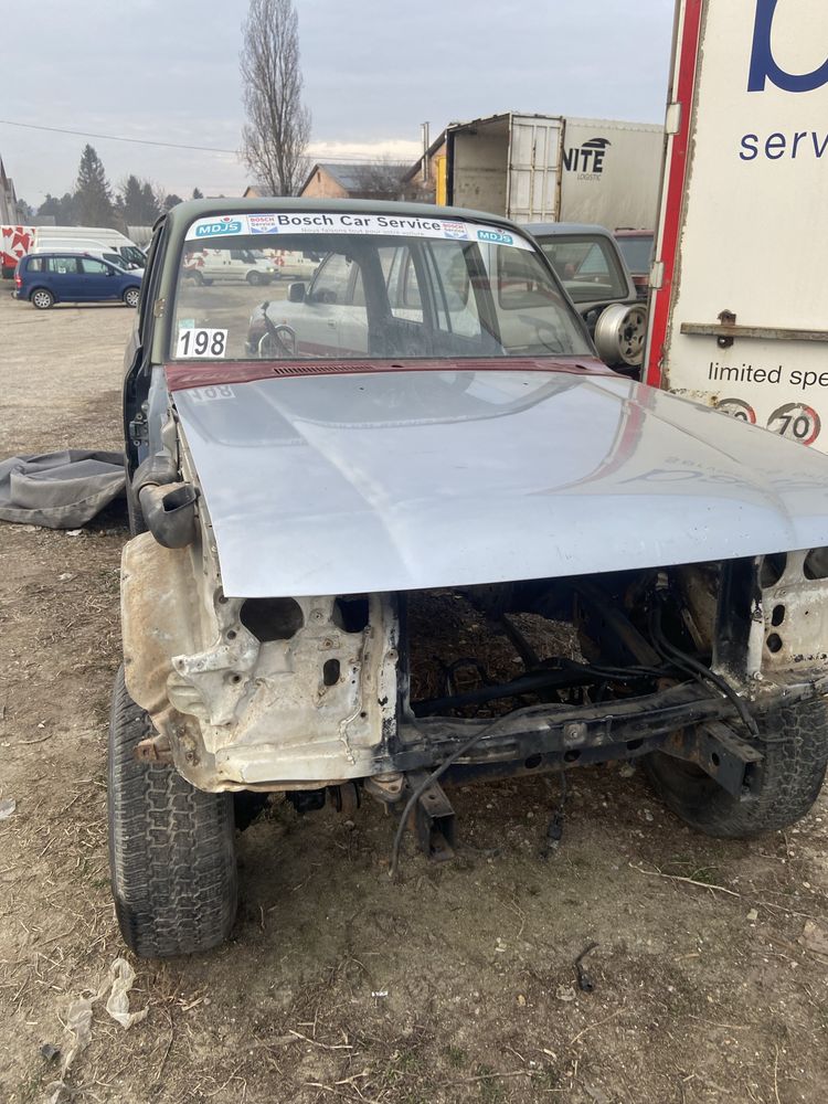 Dezmembrez toyota hdj 80