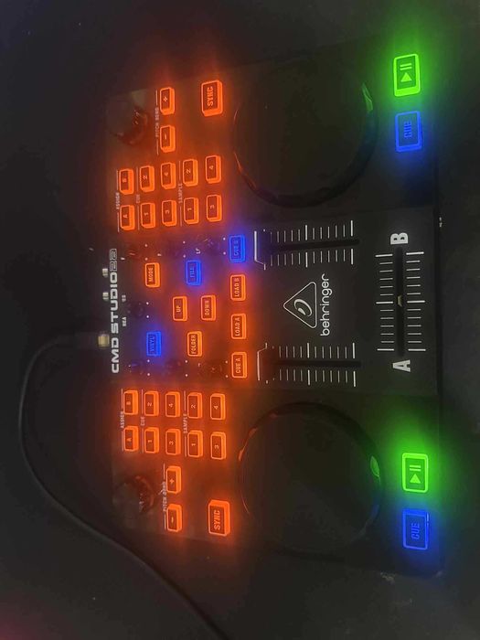 Consola mixer audio dj CMD STUDIO 2A BEHRINGER