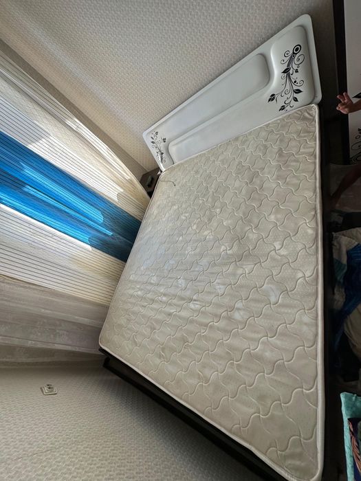 Продам кровать в хорошем состоянии