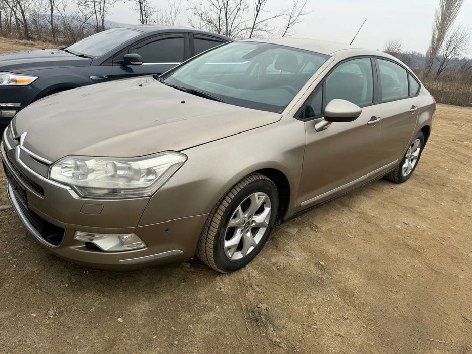 Dezmembram Citroen c5 1.6hdi 2010
