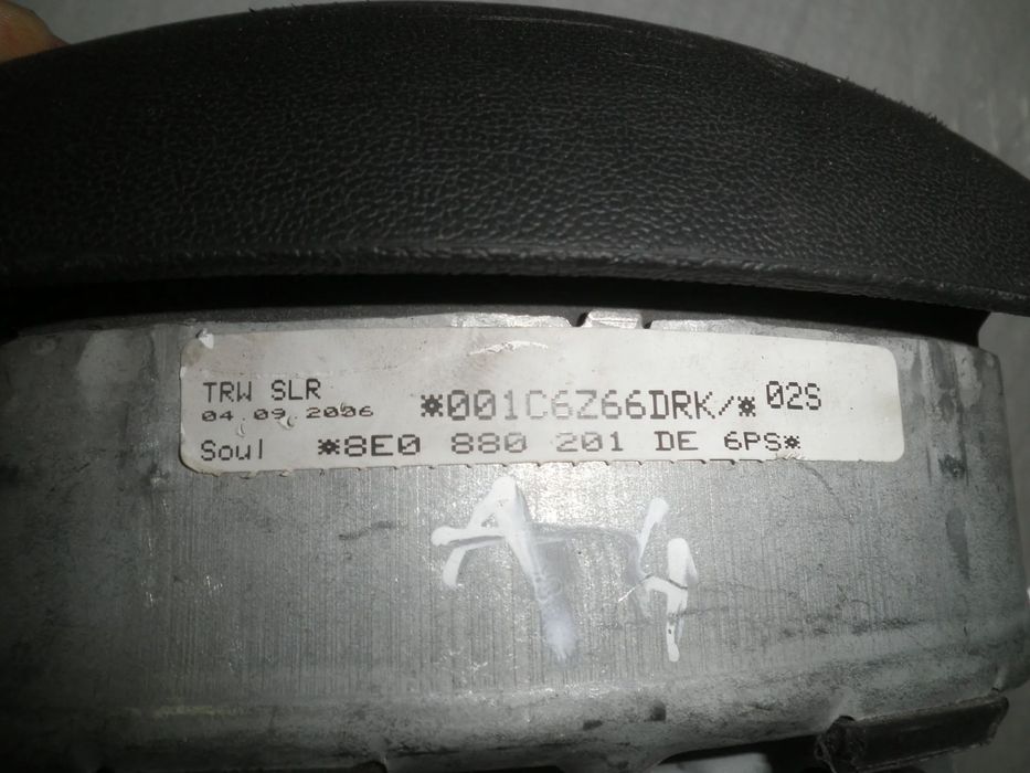 Airbag volan Audi A4 B7, A3 8P, 8E0880201DE