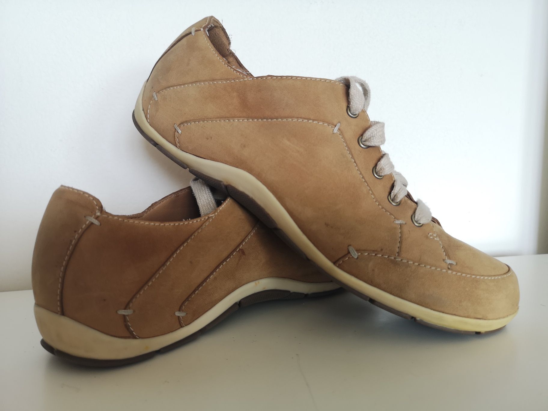 Pantofi vara marca Clarks active AIR