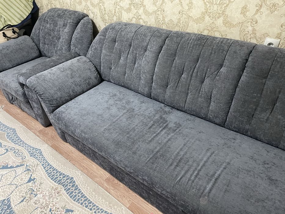 Продам диван и два кресла