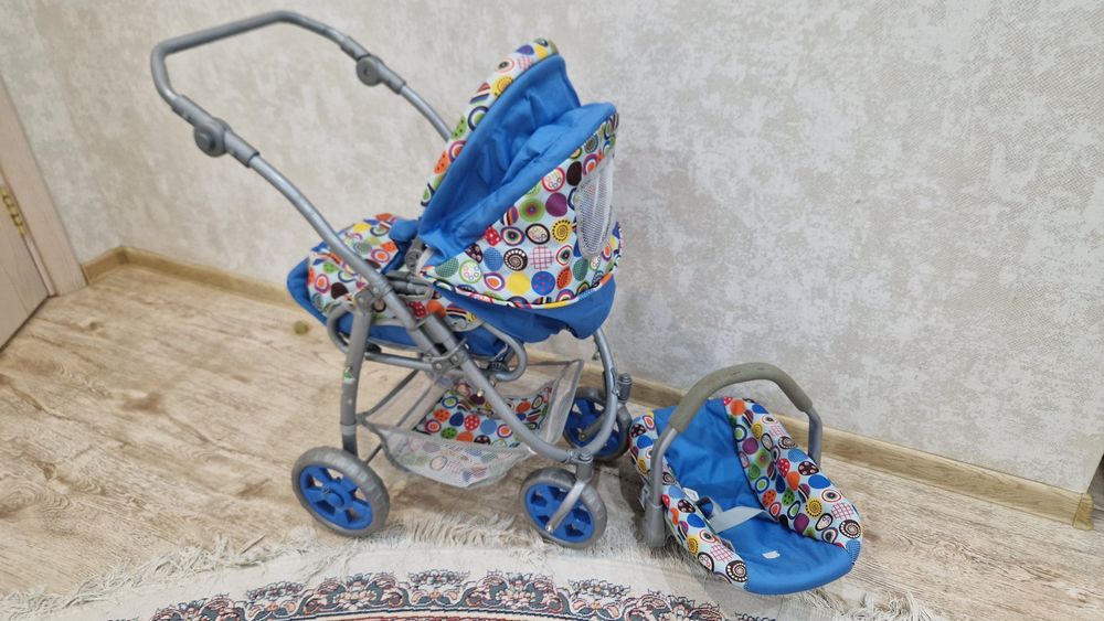 Детская коляска игрушка