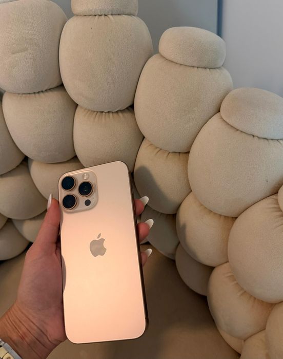 iPhone 16 Pro Max Desert Titanium 256gb