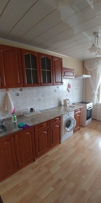 Сдается с бойлером чистая ,2 ком 8 микр-12000,1 ком.3"б" микр.-8000.