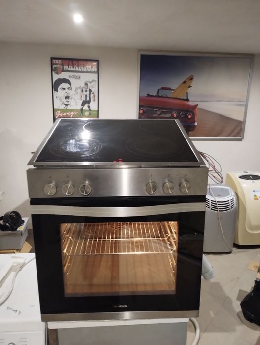 Фурна с плот Constructa 2025 г.