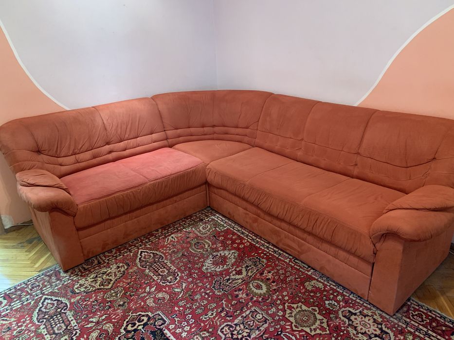 масивен ъглов диван