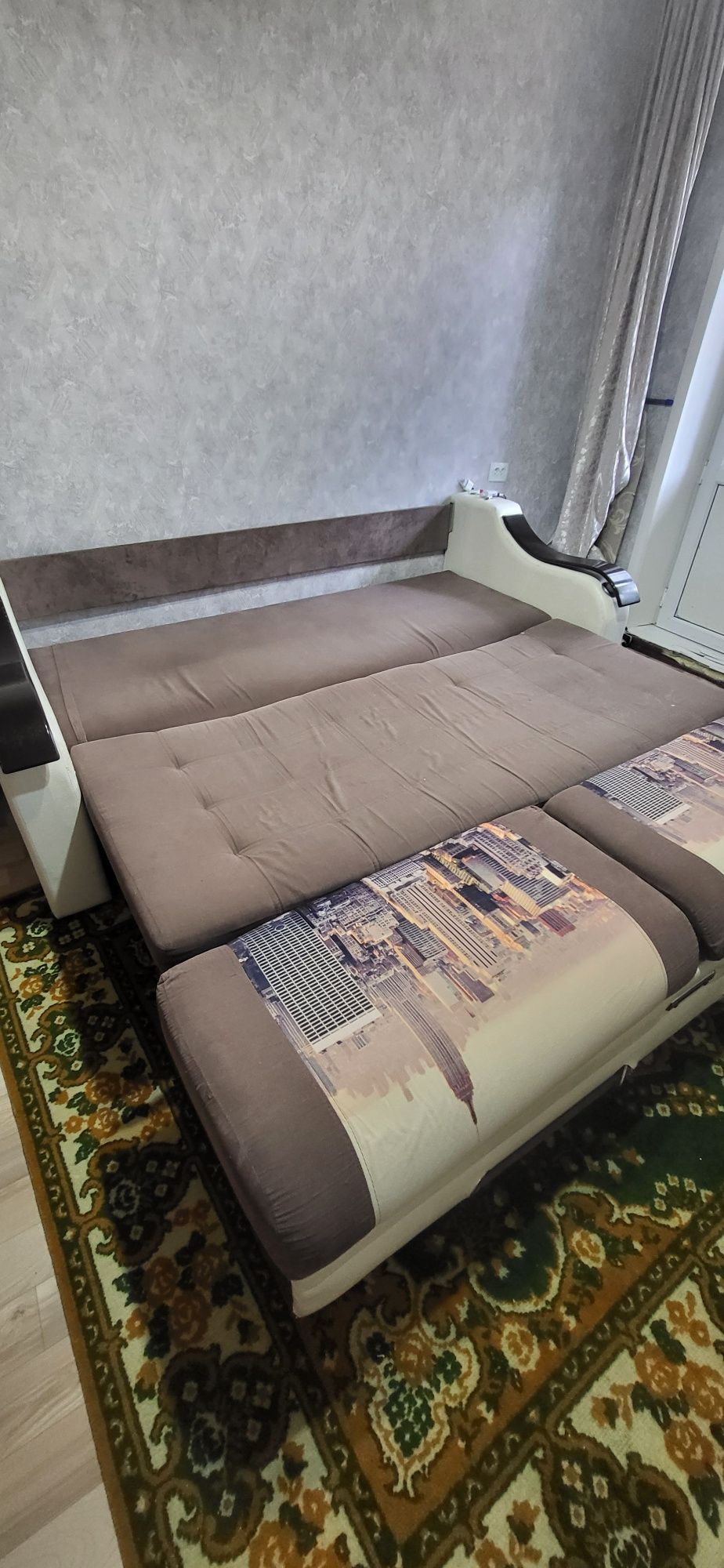 Диван и кресло раскладывается