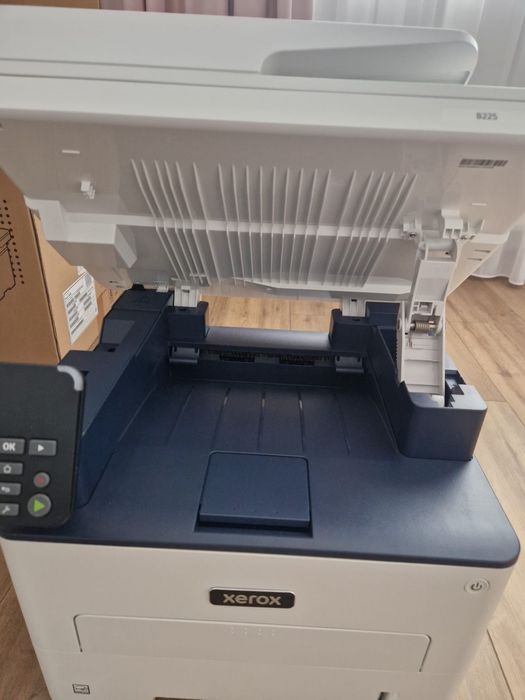 Imprimanta Xerox B225
