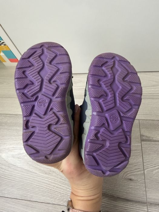 Ботушки за момиче 22 номер