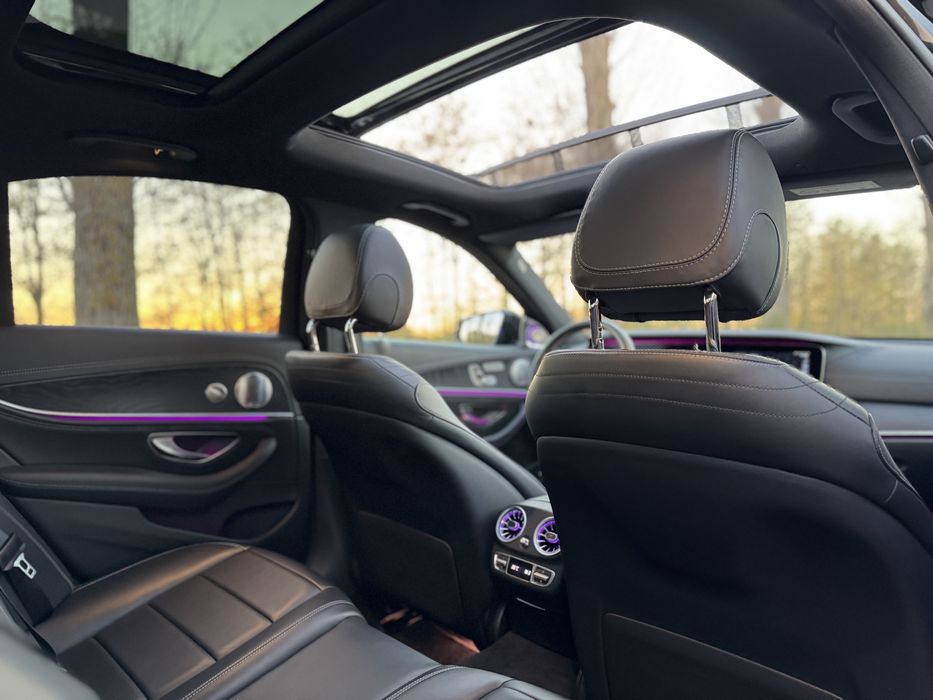 Mercedes-benz E400 Amg diesel / 4matic / perne de are / panorma /2019