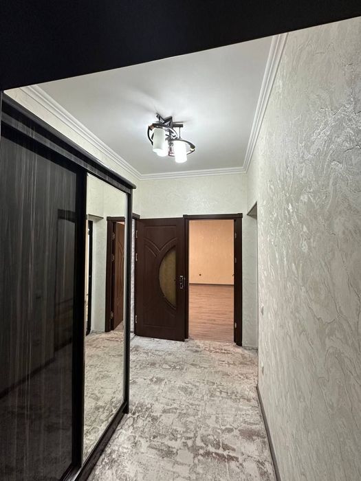 СРОЧНО!!! Продается Дружба Народов 2/8/9 Балкон 1×7 Ор: Нархоз универс