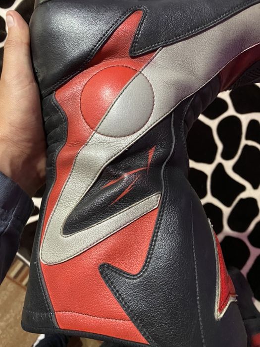 Combinezon / GI MOTO, casca, cizme Dainese / schimb