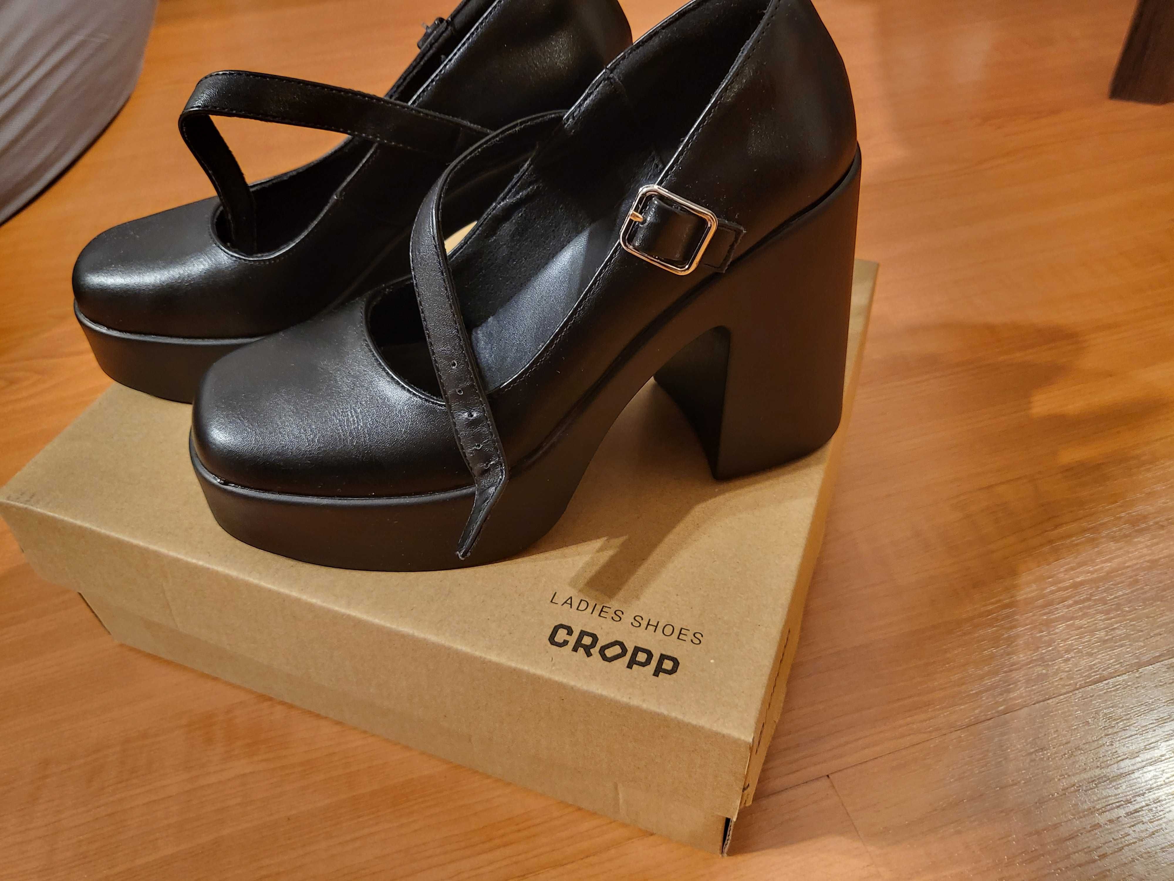 Дамски обувки CROPP, номер 36