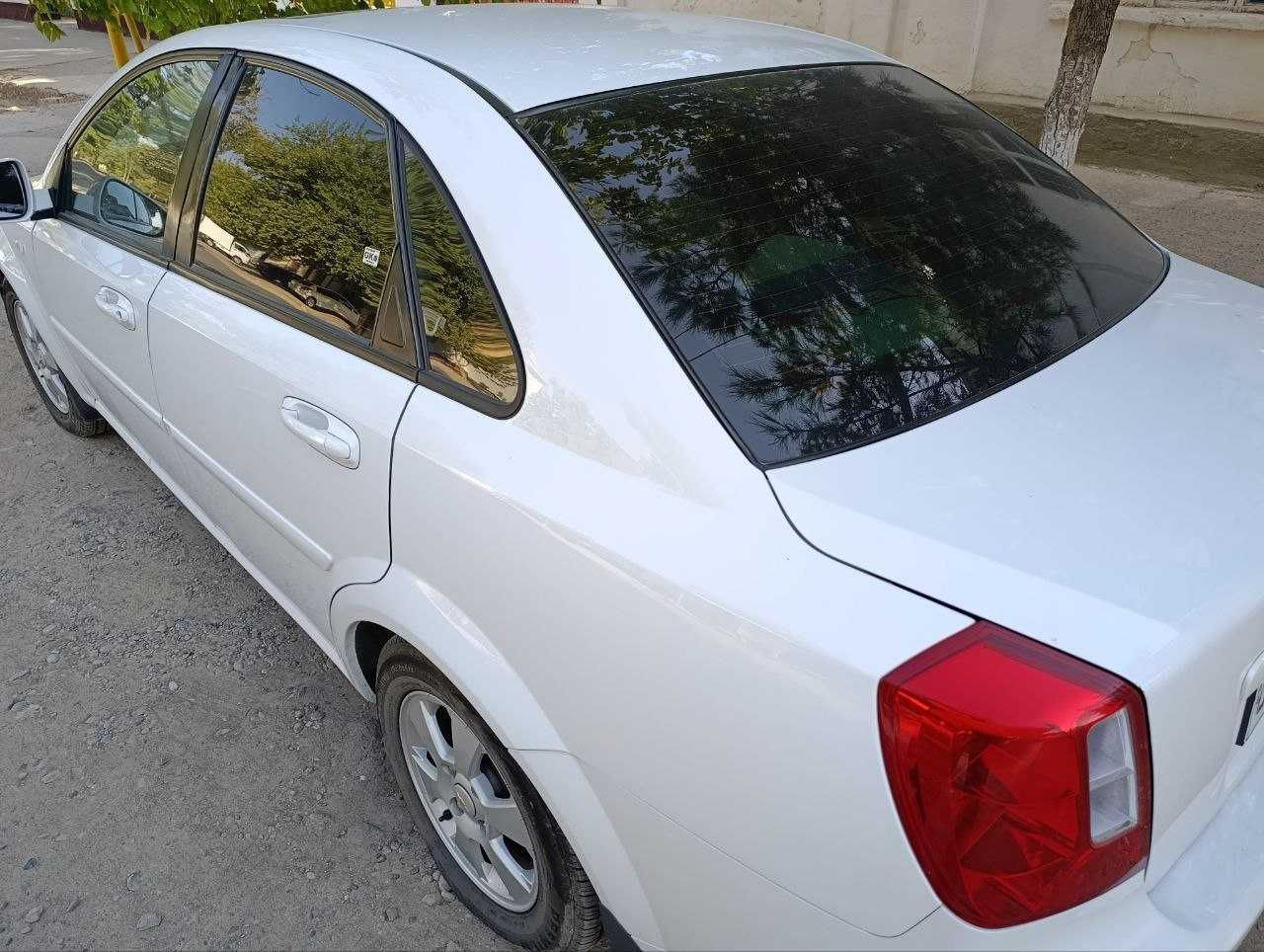 narxi kelishiladi
