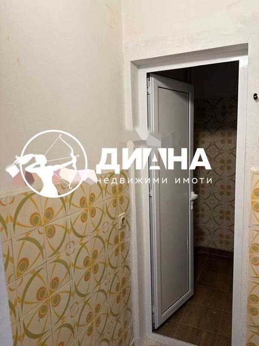 Продава се Многостаен апартамент в Пловдив, Център - 133 кв.м за 2031 €/кв.м - Снимка #6