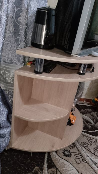 Подставка под телевизор