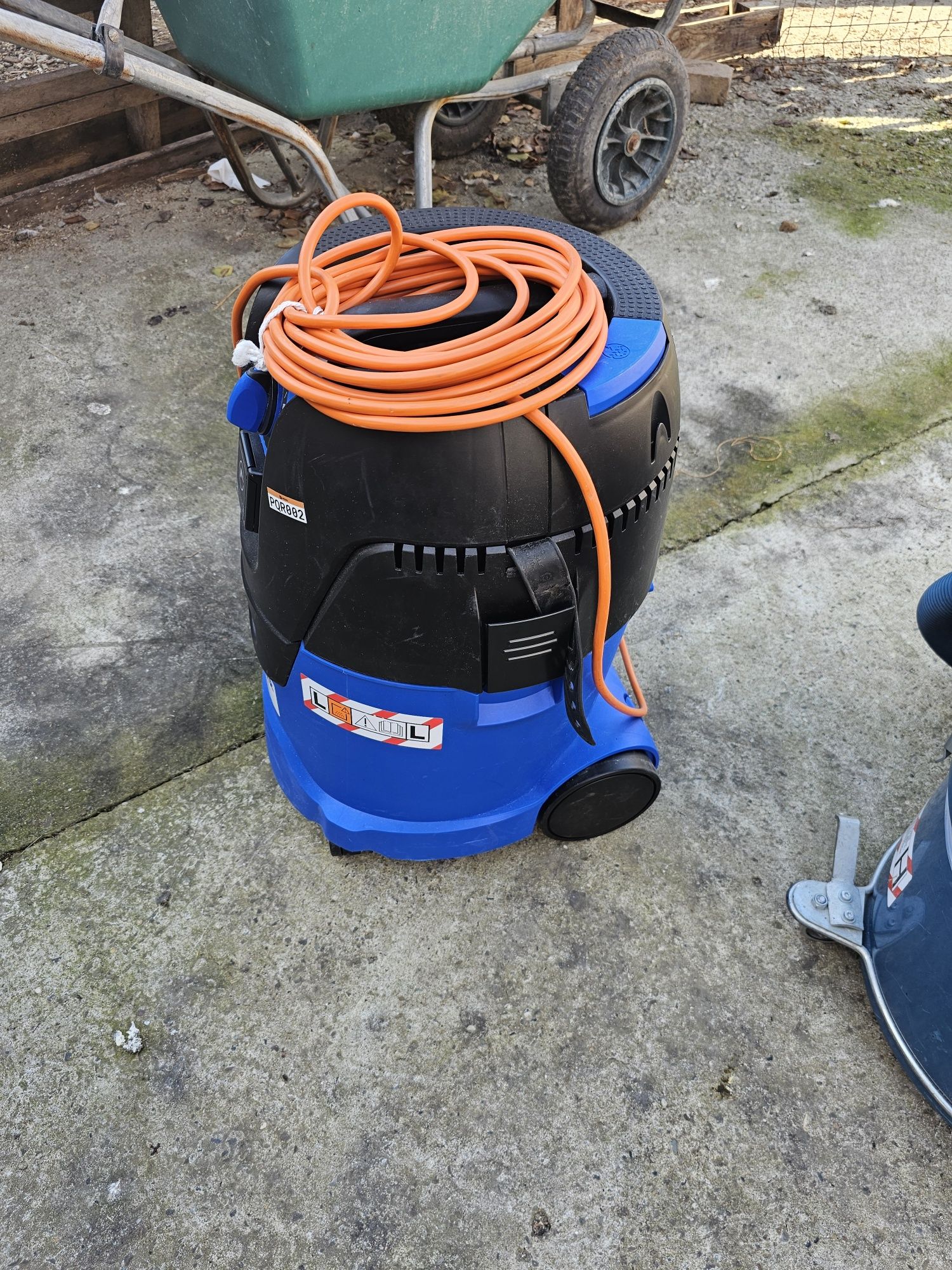 Aspirator umed/uscat BERNER (milwaukee)28L 1500w