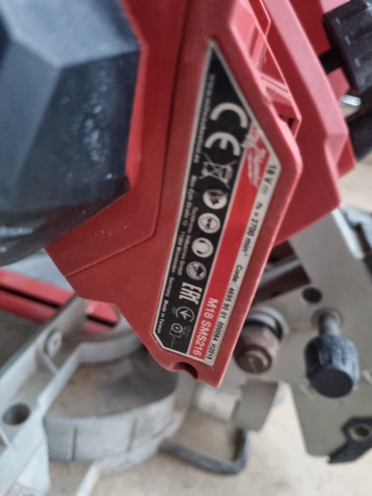 Пендула Milwaukee M18 SMS216