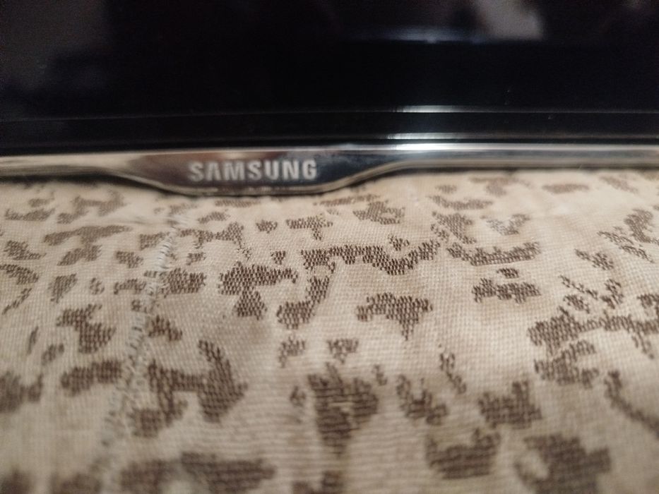 Samsung UE46H7080SV  116,8 cm (46") Full HD Smart TV Wi-Fi Negru