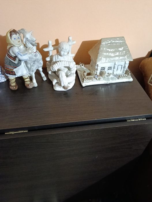 Bibelouri foarte vechi