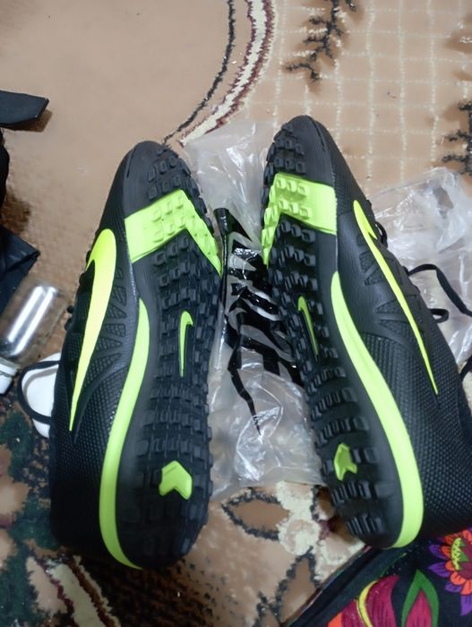 Sarakonoshka sotiladi xolati yangi kiyilmagan