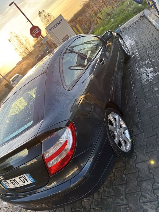 Mercedes C klas 2005 година 1.8 компресор