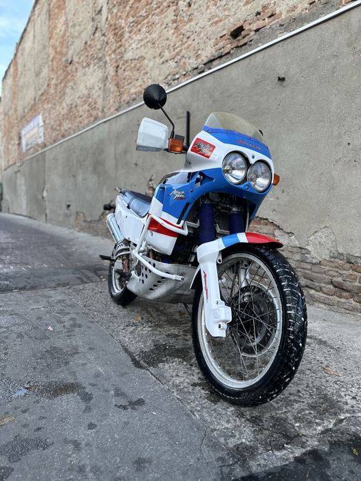 Honda africa twin rd03 xrv650