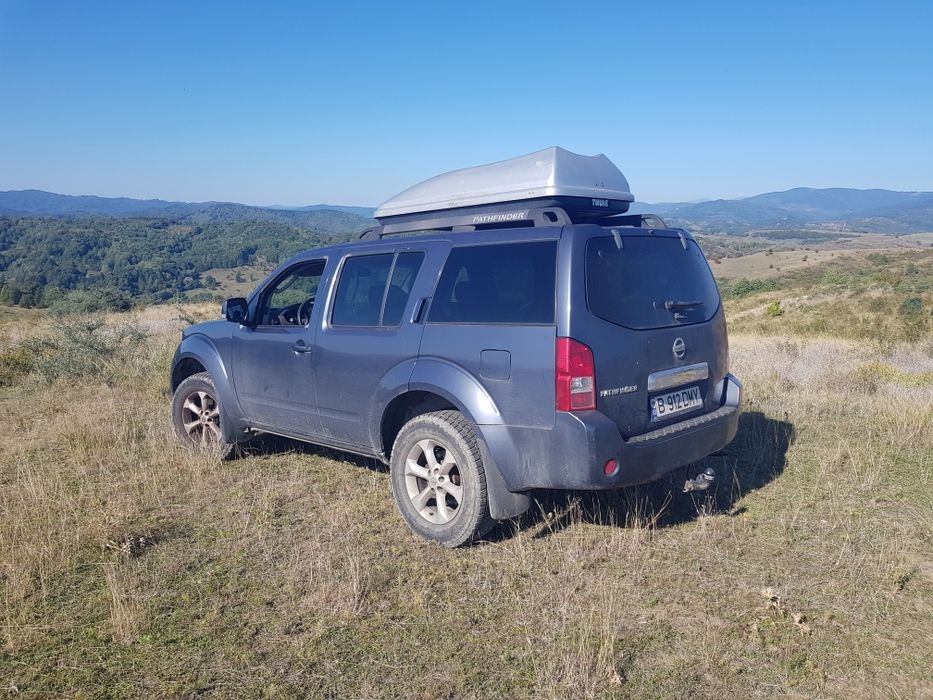 Nissan Pathfinder  2009,7 locuri