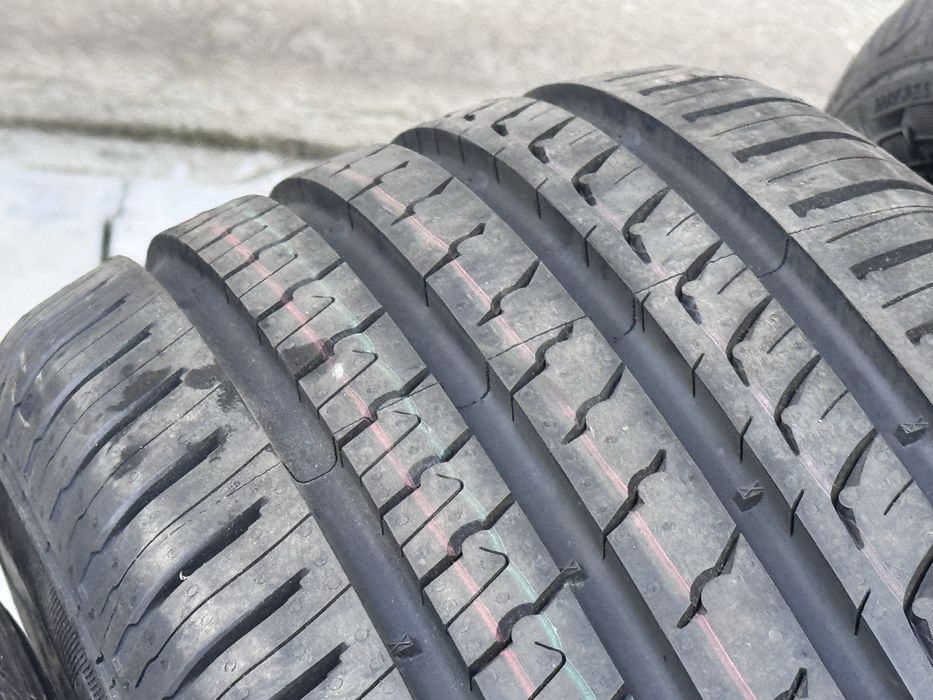 205/50/R17 Barum Bravuris5 4бр летни нови dot0922