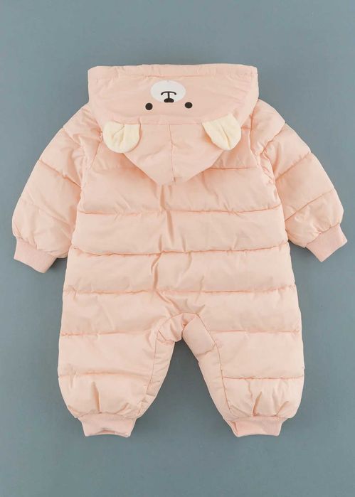 Бебешки космонавт с мечета, Пепел от рози Цвят