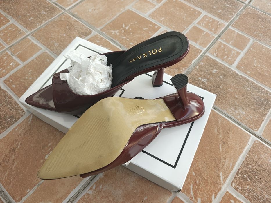 Papuci cu toc eleganti