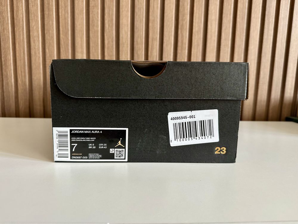 Jordan Max Aura 4 “Cool Grey”