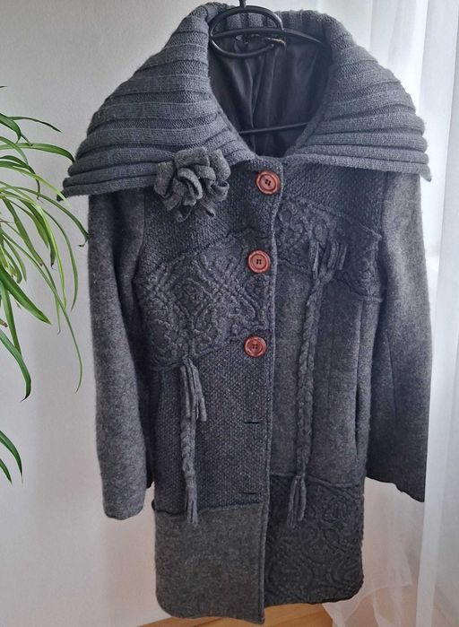 Palton 70% lana - pure new wool