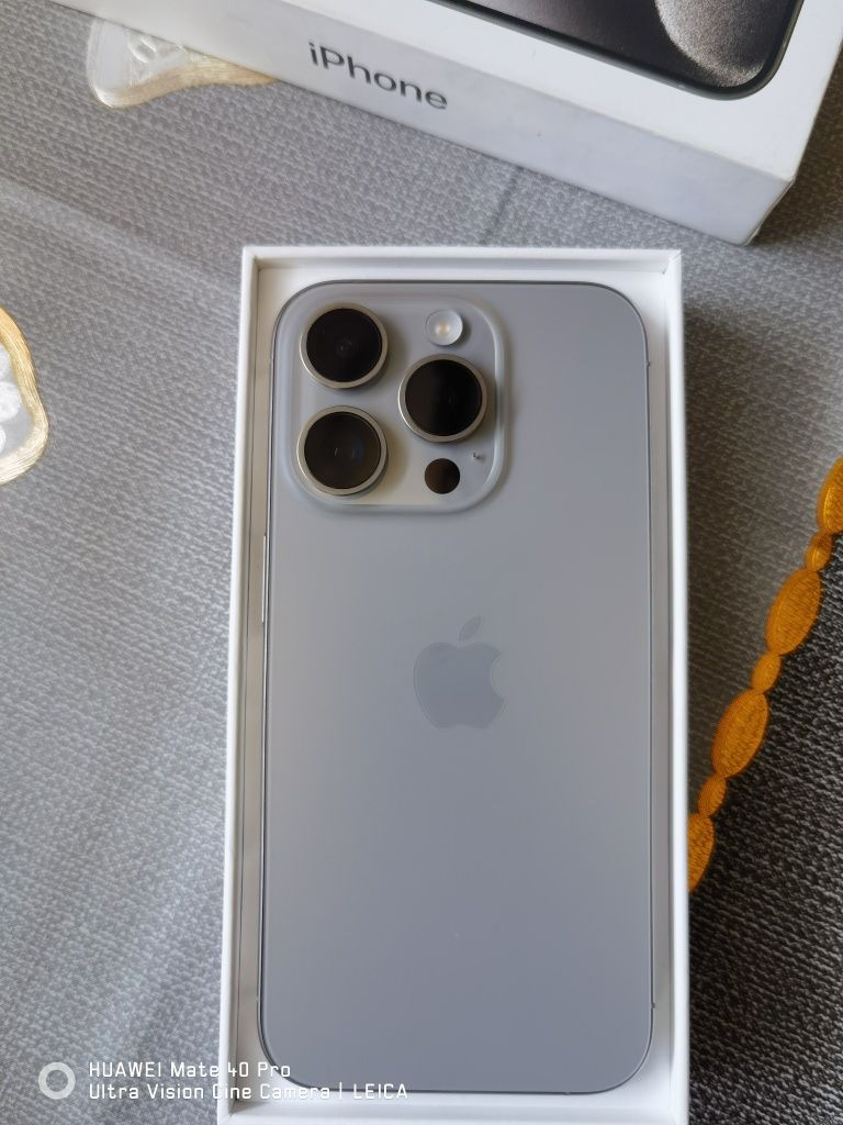 iPhone 15 pro с остатъчна гаранция