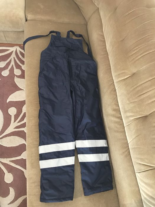 Vand salopete noi cu pieptar de iarna