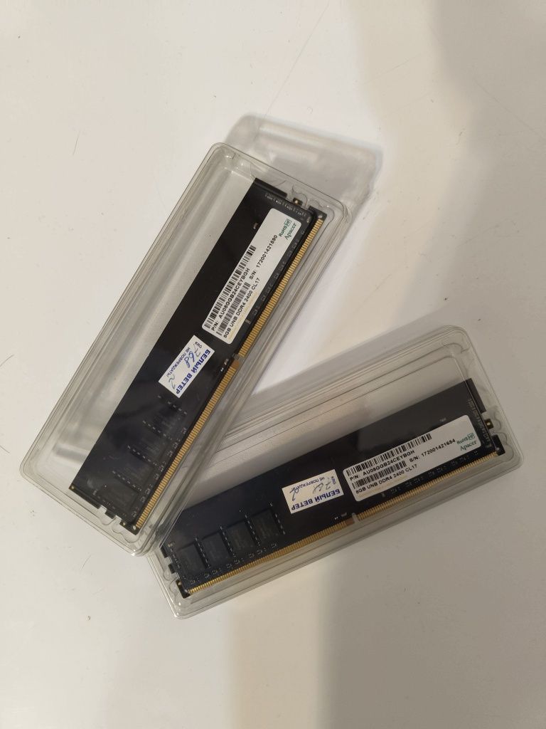 Продаю оперативную память Apacer ddr4 8gb 2400mhz CL17