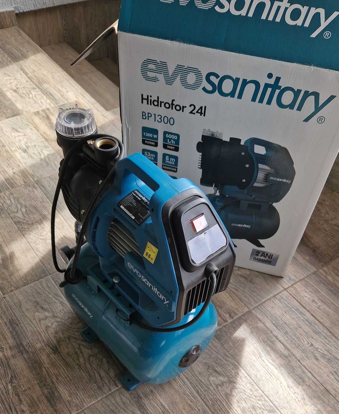 Hidrofor 24l, 1300w ,8 m adancime Evotools