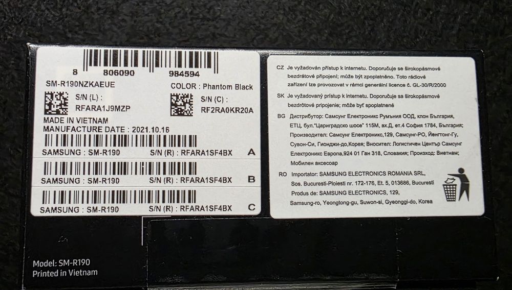 Casti Samsung Buds Pro - pachet complet + carcasa si snur antipierdere
