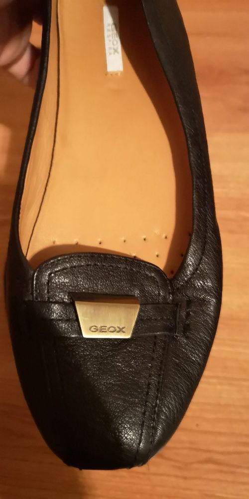 balerini Geox noi, marimea 38, piele naturala