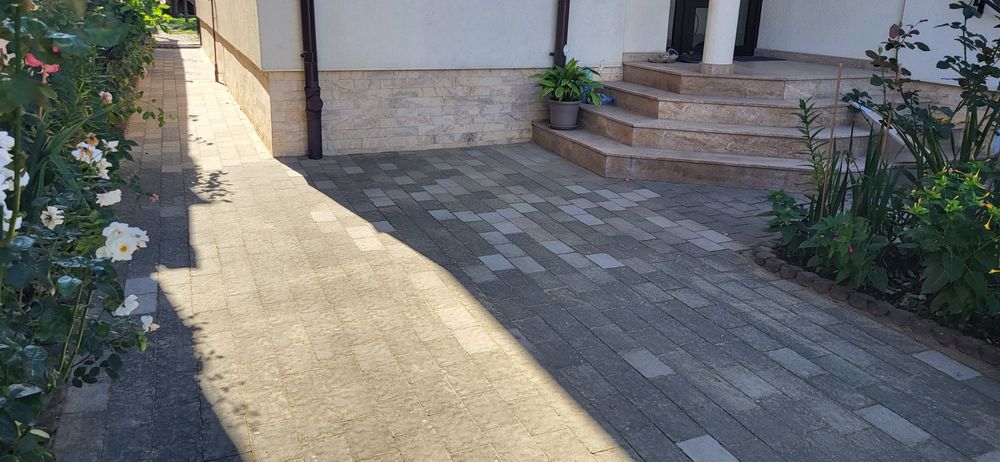 Prestări servicii cu Mini încarcator,miniexcavator, pavaje