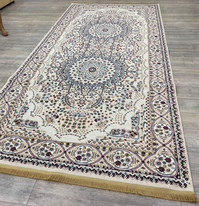 Продаю ковер Abadan натуральный